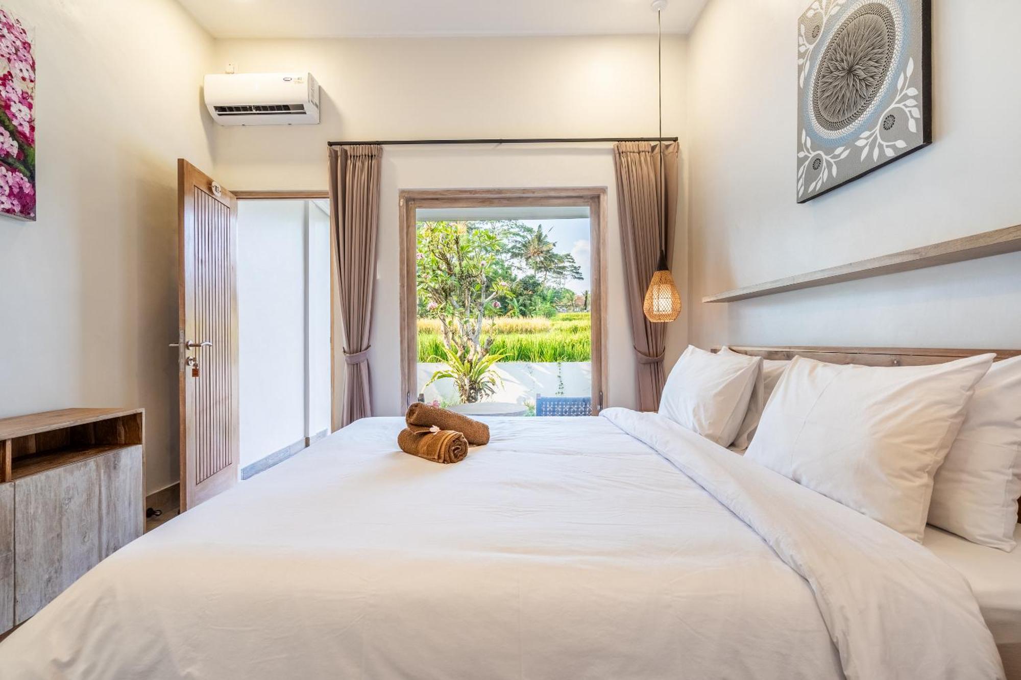 Aura Apartment